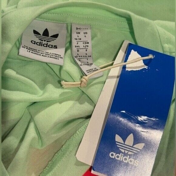 ADIDAS Women’s Adicolor Trefoil Boxy T-Shirt Semi Green Spark Size L NEW - Picture 5 of 6